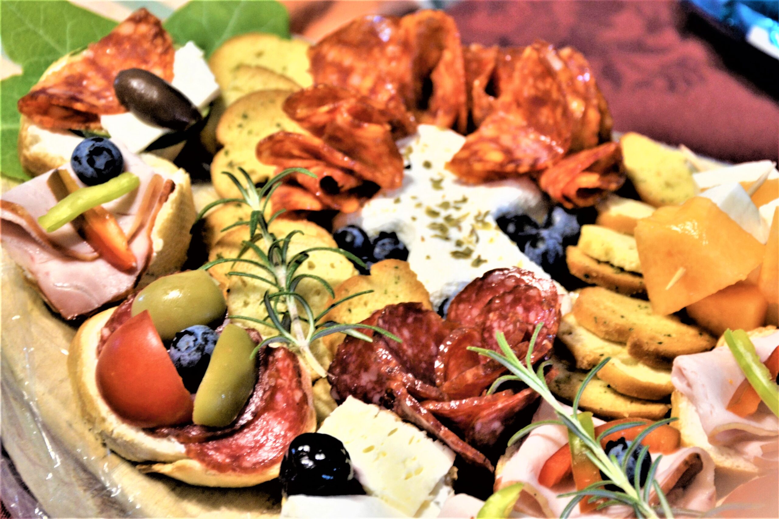 Finger food sa detaljem čiča gliša od sira